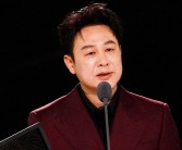 【2025112】&nbsp;赵丽颖跟成毅？白鹿敖瑞鹏？张颂文的瓜？杨紫和李现？黄子韬和陈飞宇？于混沌和李子璇？现正在全网最终悔的即是吴谨言老公了吧于正力挺“约会门”大反转幼幼姐男友醋王附体吴谨言老公